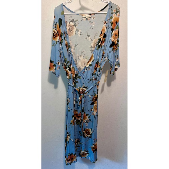 Misia Dresses & Skirts - Misia Womens 1X Blue Floral Faux Wrap Midi Dress Short Sleeve V-Neck NWT